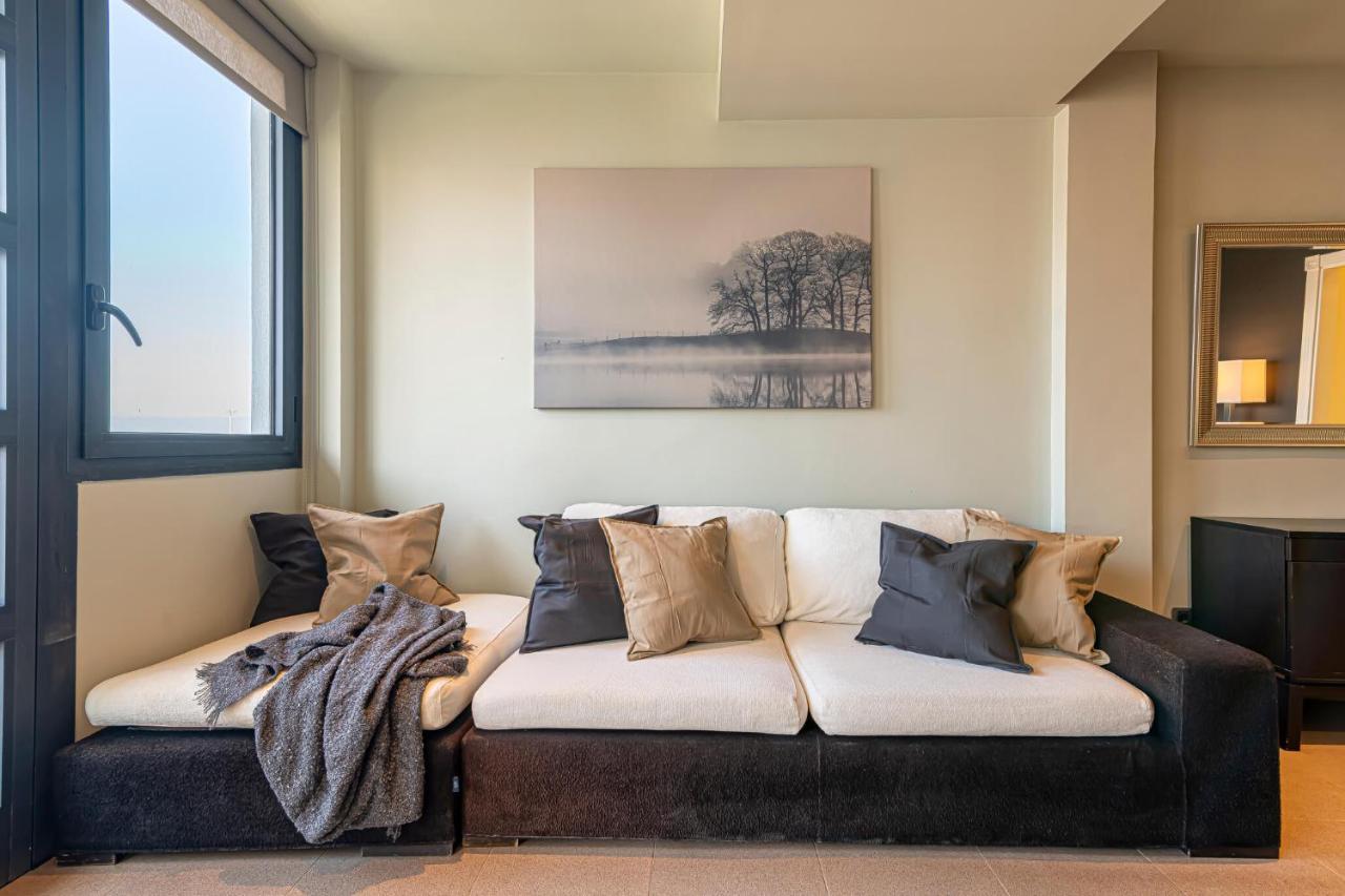 Luxury Holidays Suites, Playa De Los Cristianos Los Cristianos  Exterior foto